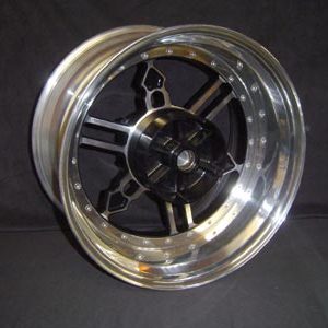 Rear wheel Yamaha logo 1200 or 1700